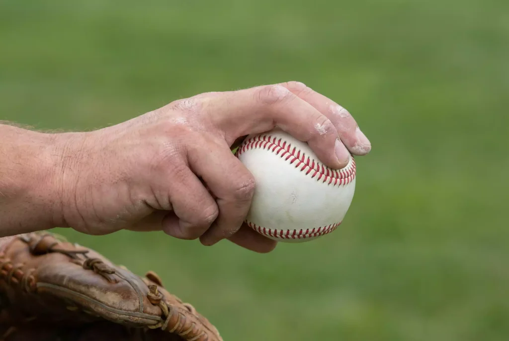 Starting Pitcher Analyse für Baseball Wetten mit ERA FIP und WHIP Metriken