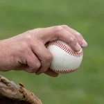 Starting Pitcher Analyse für Baseball Wetten mit ERA FIP und WHIP Metriken